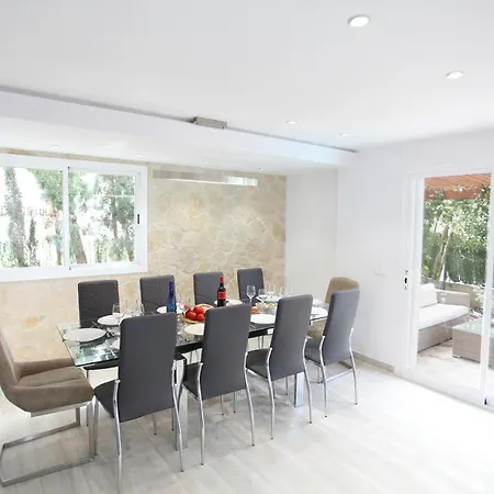 Villa Tropical Garden, With Pool Near The Alcudia (Mallorca)